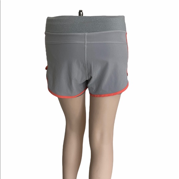 Lucy work out shorts - Picture 6 of 11